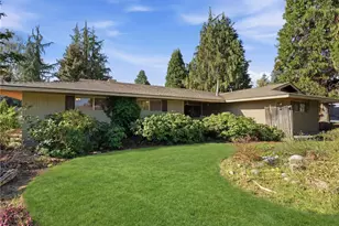 1319 First St, Wenatchee, WA 98801 - Photo 1