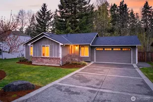 17718 NE 137th Ct, Redmond, WA 98052 - Photo 1