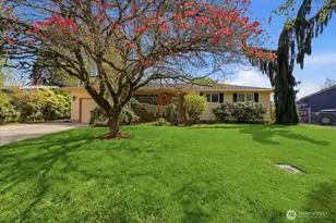 6901 NW Canyon Crest Loop, Vancouver, WA 98665 - Photo 1