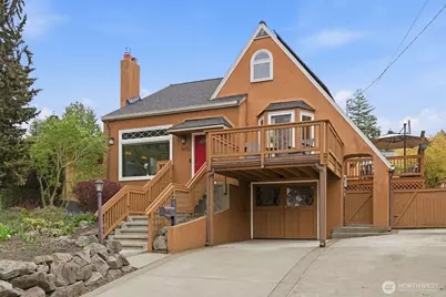 9272 Fauntleroy Way SW, Seattle, WA 98136 - Photo 1