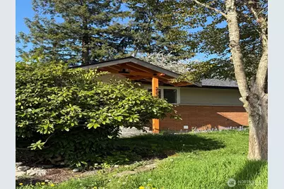 2227 Burley Dr, Everett, WA 98208 - Photo 1