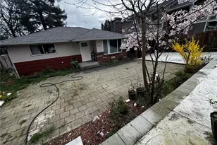 14060 35th Ave S, Tukwila, WA 98168 - Photo 1