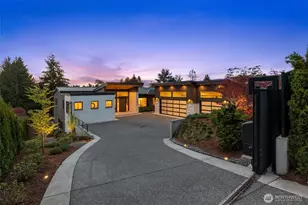 1421 88th Ave NE, Clyde Hill, WA 98004 - Photo 1