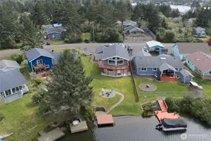 154 S Razor Clam Dr SW, Ocean Shores, WA 98569 - Photo 1