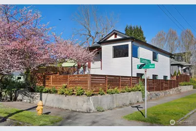 800 32nd Avenue, Seattle, WA 98122 - Photo 1