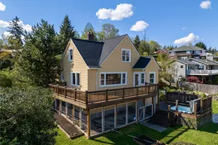 5602 S Willow St, Seattle, WA 98118 - Photo 1