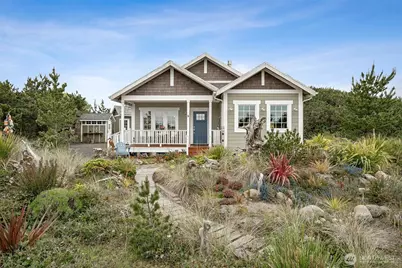 907 Tall Ships Court SW, Ocean Shores, WA 98569 - Photo 1