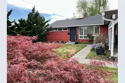 7919 45th Avenue S, Seattle, WA 98118 - Photo 1