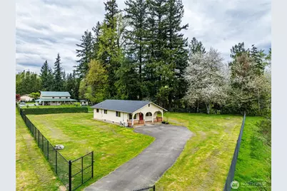 306 11th Street N, Sultan, WA 98294 - Photo 1