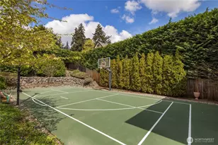 8551 NE Juanita Dr, Kirkland, WA 98034 - Photo 1