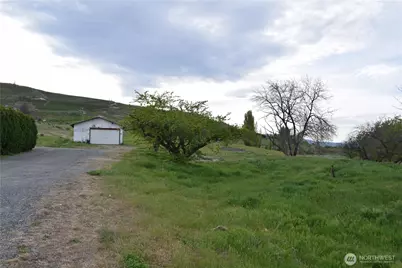 2677 W Malaga Road, Malaga, WA 98828 - Photo 1