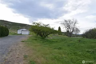 2677 W Malaga Rd, Malaga, WA 98828 - Photo 1