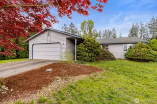 4711 NW Cascade St, Silverdale, WA 98383 - Photo 1