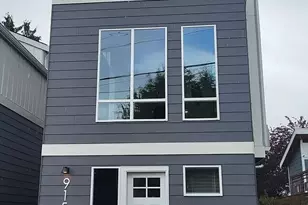 915 N 98th St, Seattle, WA 98103 - Photo 1