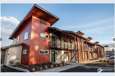 1880 Front Street #204, Lynden, WA 98264 - Photo 1