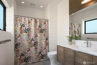 7337 10th Avenue NW, Seattle, WA 98117 - Photo 28