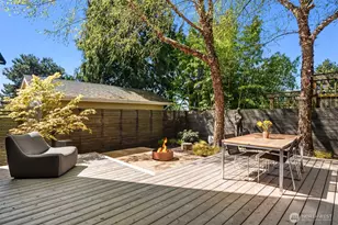 7337 10th Ave NW, Seattle, WA 98117 - Photo 34