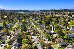 7337 10th Ave NW, Seattle, WA 98117 - Photo 36