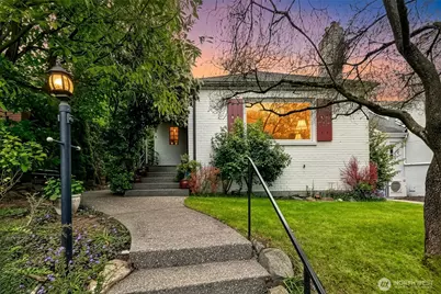 8218 Latona Avenue NE, Seattle, WA 98115 - Photo 1