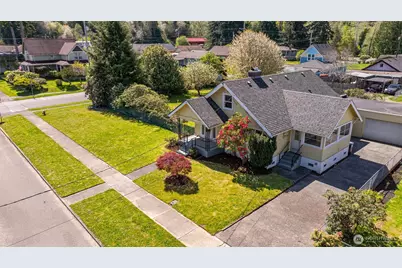 1320 4th Street, Cosmopolis, WA 98537 - Photo 1
