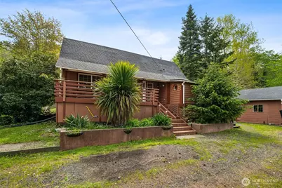 636 Water Street, South Bend, WA 98586 - Photo 1