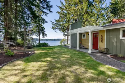 924 W Herron Boulevard NW, Lakebay, WA 98349 - Photo 1