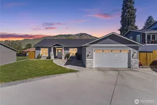 105 Newberry St, Cashmere, WA 98815 - Photo 1