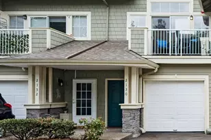 2130 Newport Way NW, Issaquah, WA 98027 - Photo 1