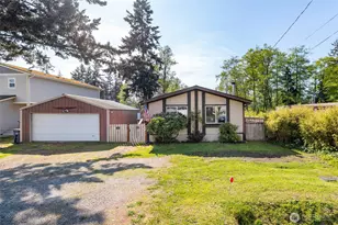 4331 Hamilton Dr, Oak Harbor, WA 98277 - Photo 1