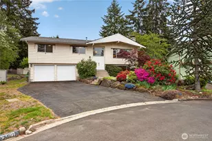 18754 130th Ave SE, Renton, WA 98058 - Photo 1