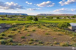 877 Desert Aire Dr SW, Mattawa, WA 99349 - Photo 1