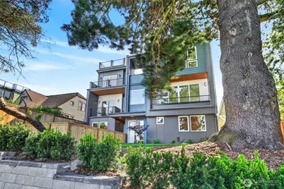 4144 44th Avenue SW, Seattle, WA 98116 - Photo 1
