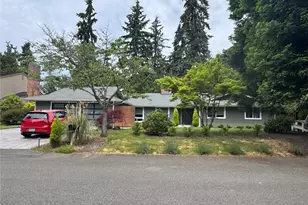 8410 SE 61st St, Mercer Island, WA 98040 - Photo 1