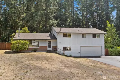 6216 189th Place SW, Lynnwood, WA 98036 - Photo 1