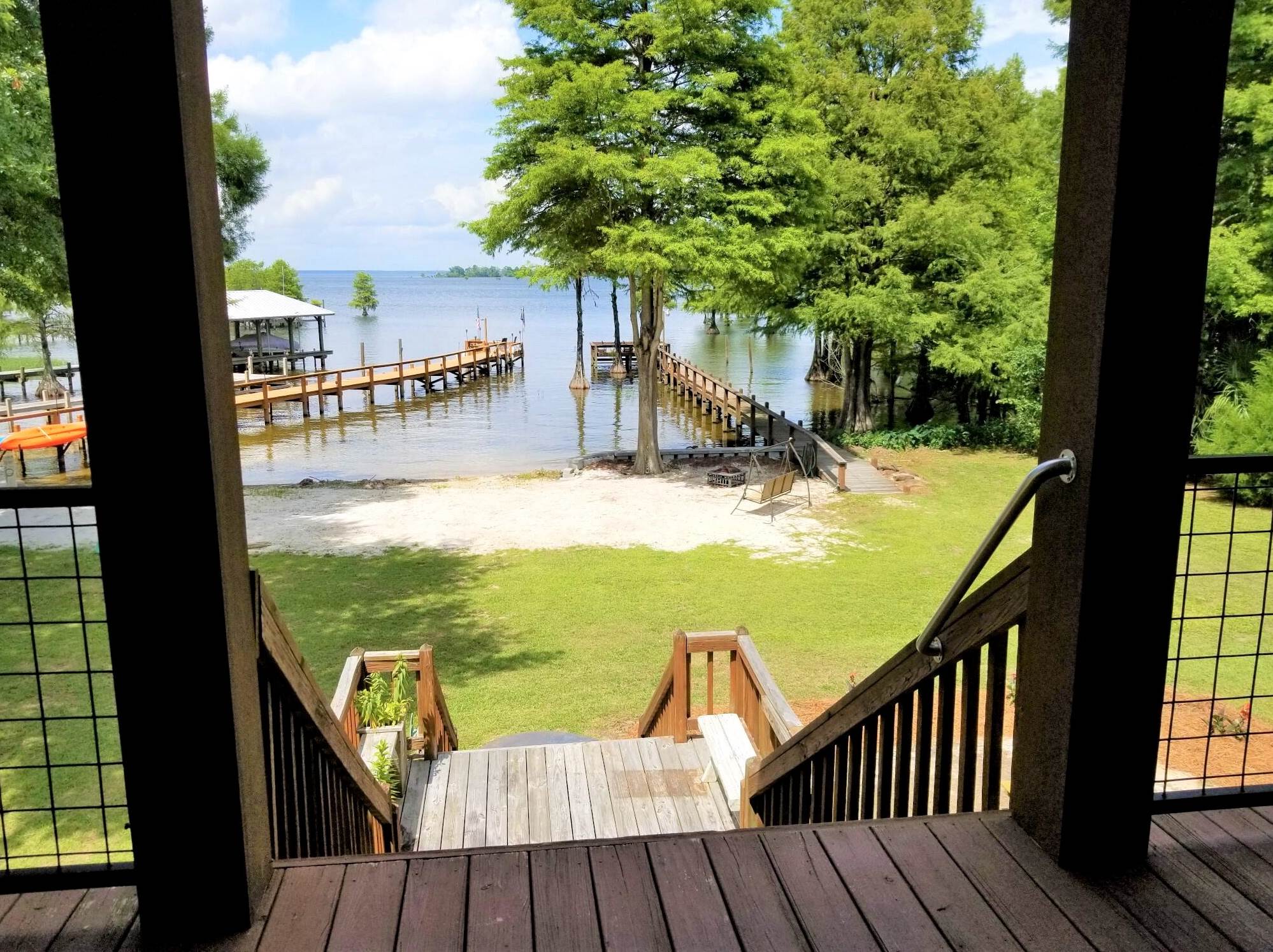 115 Wildflower Ct, Eutawville, SC 29048