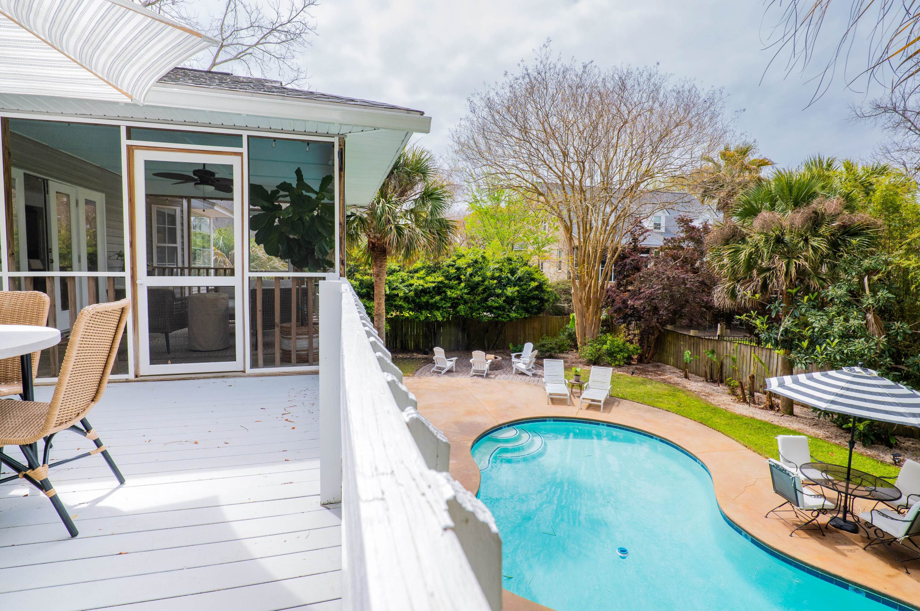 221 Mill Creek Dr, Charleston SC  29407 exterior