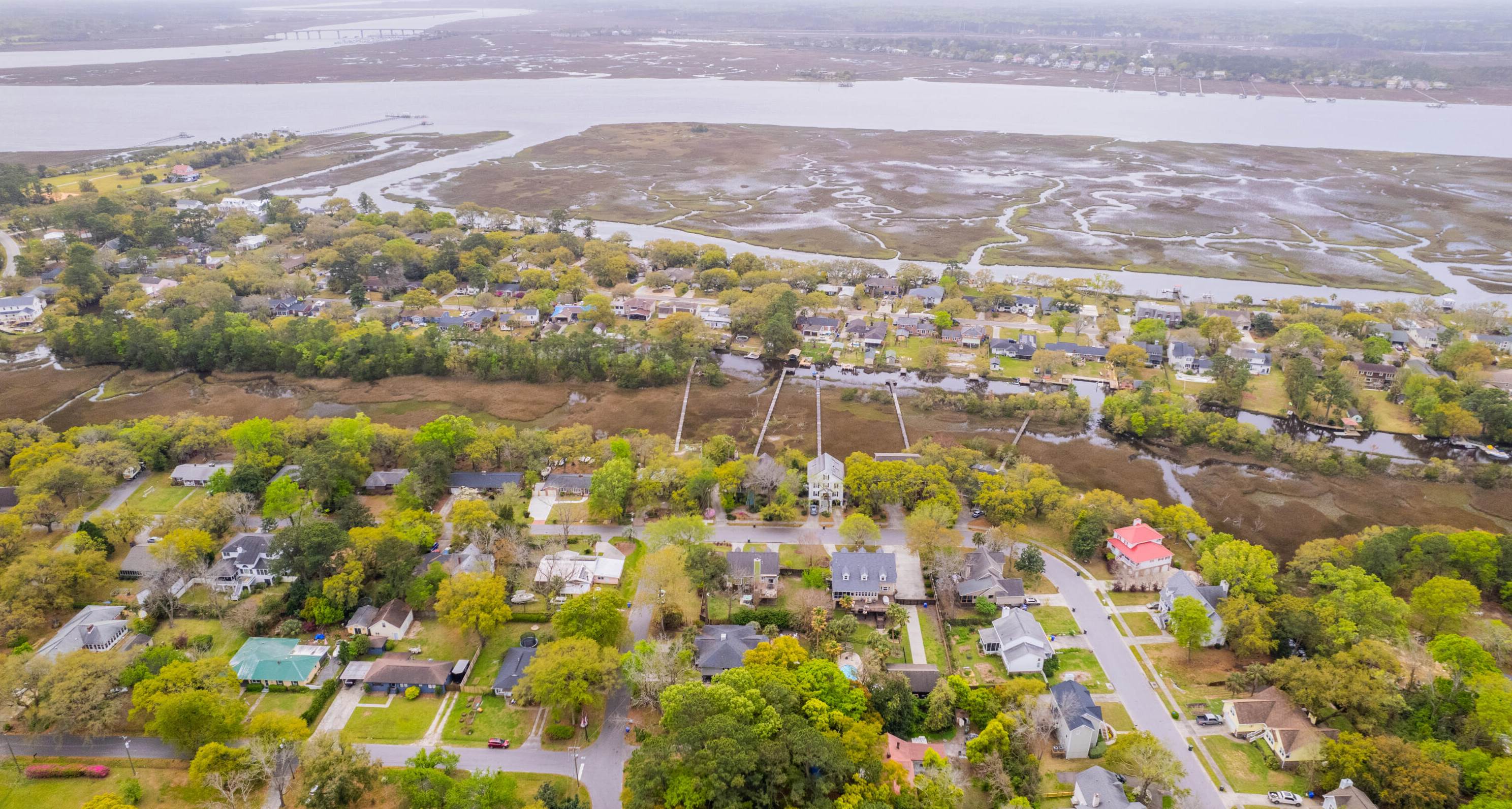 221 Mill Creek Dr, Charleston SC  29407 exterior