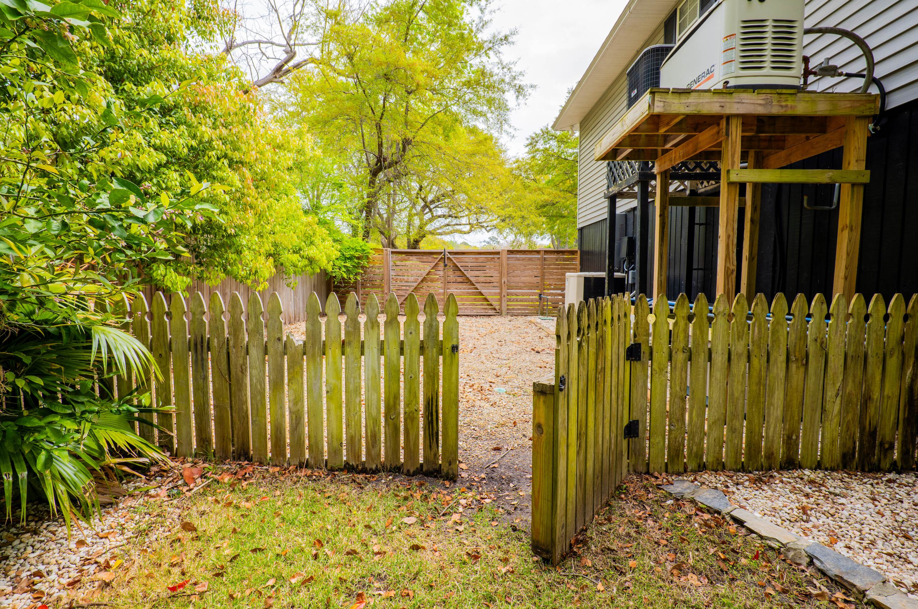 221 Mill Creek Dr, Charleston SC  29407 exterior