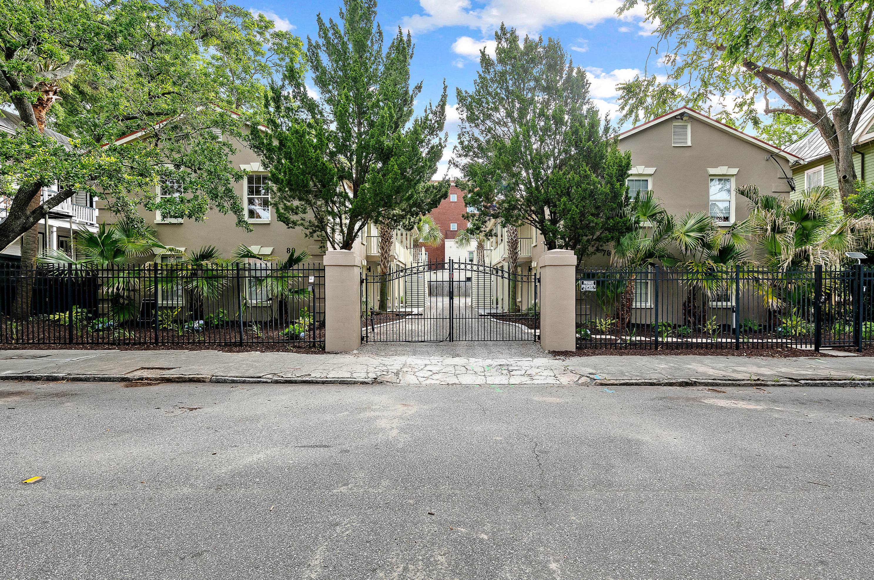 78 Drake St, Charleston, SC 29403-5618