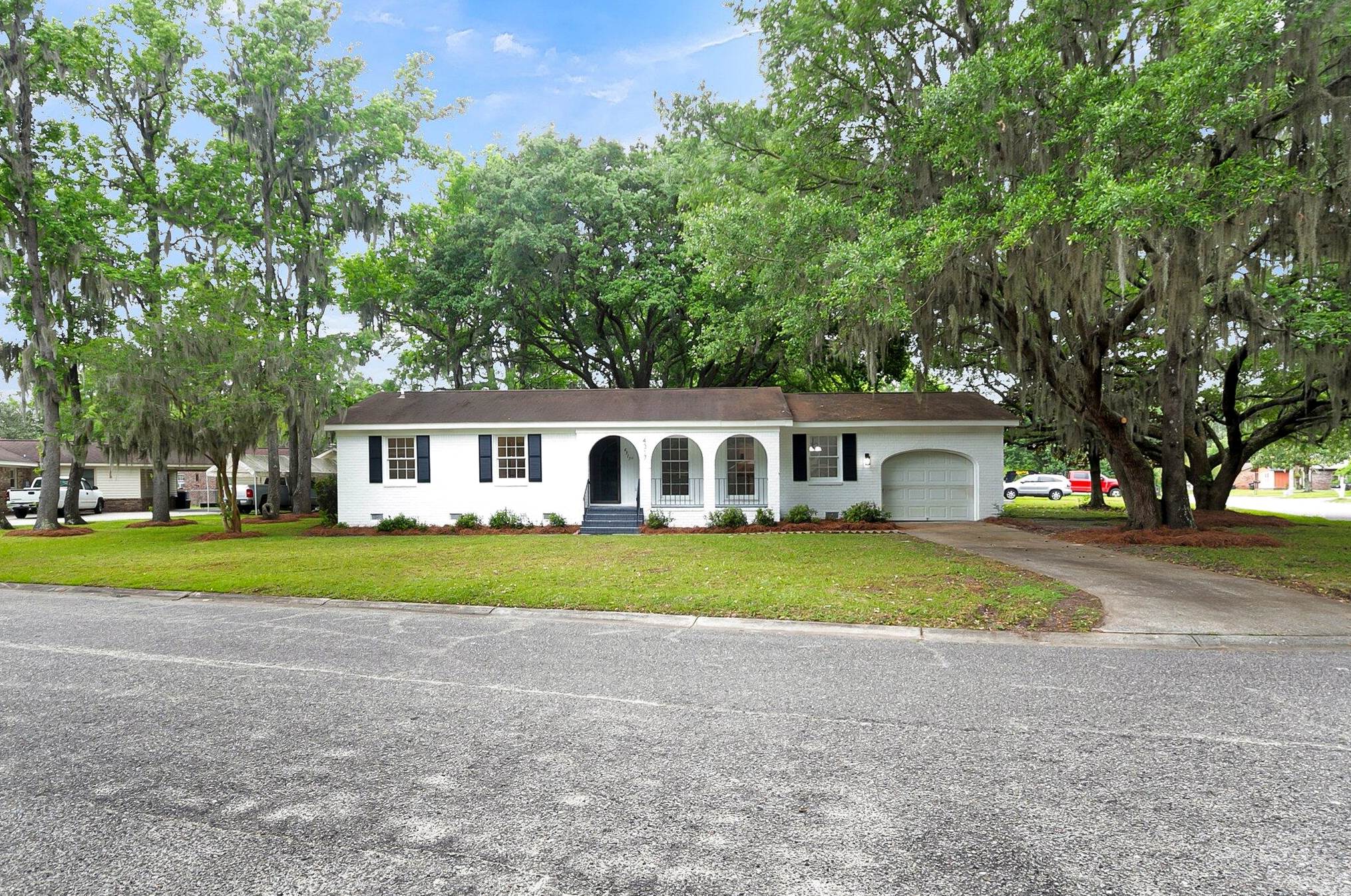 4317 Cheviot Dr, Charleston, SC 29418