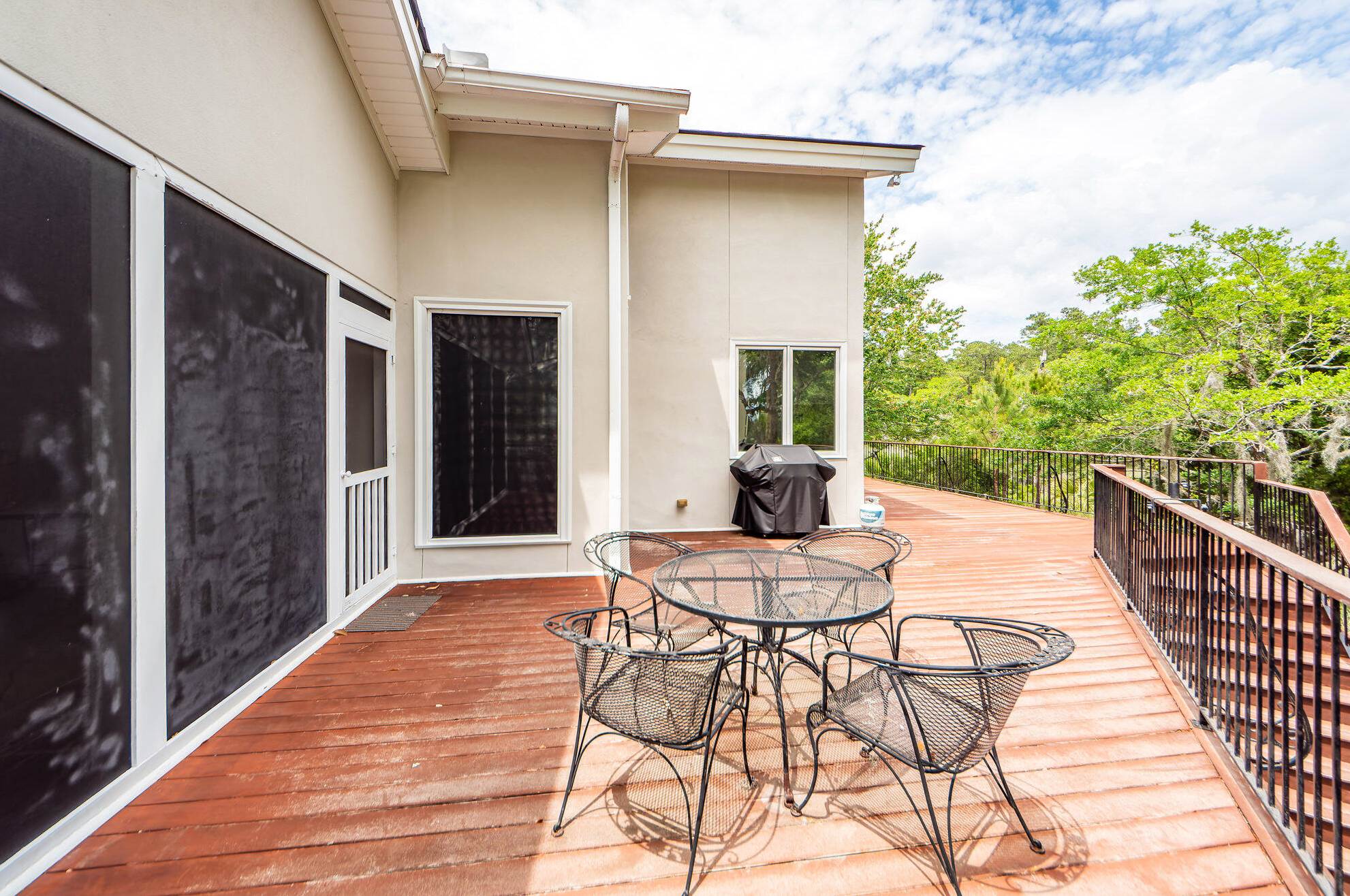 2128 Rookery Ln, Charleston SC 29414-5355 exterior