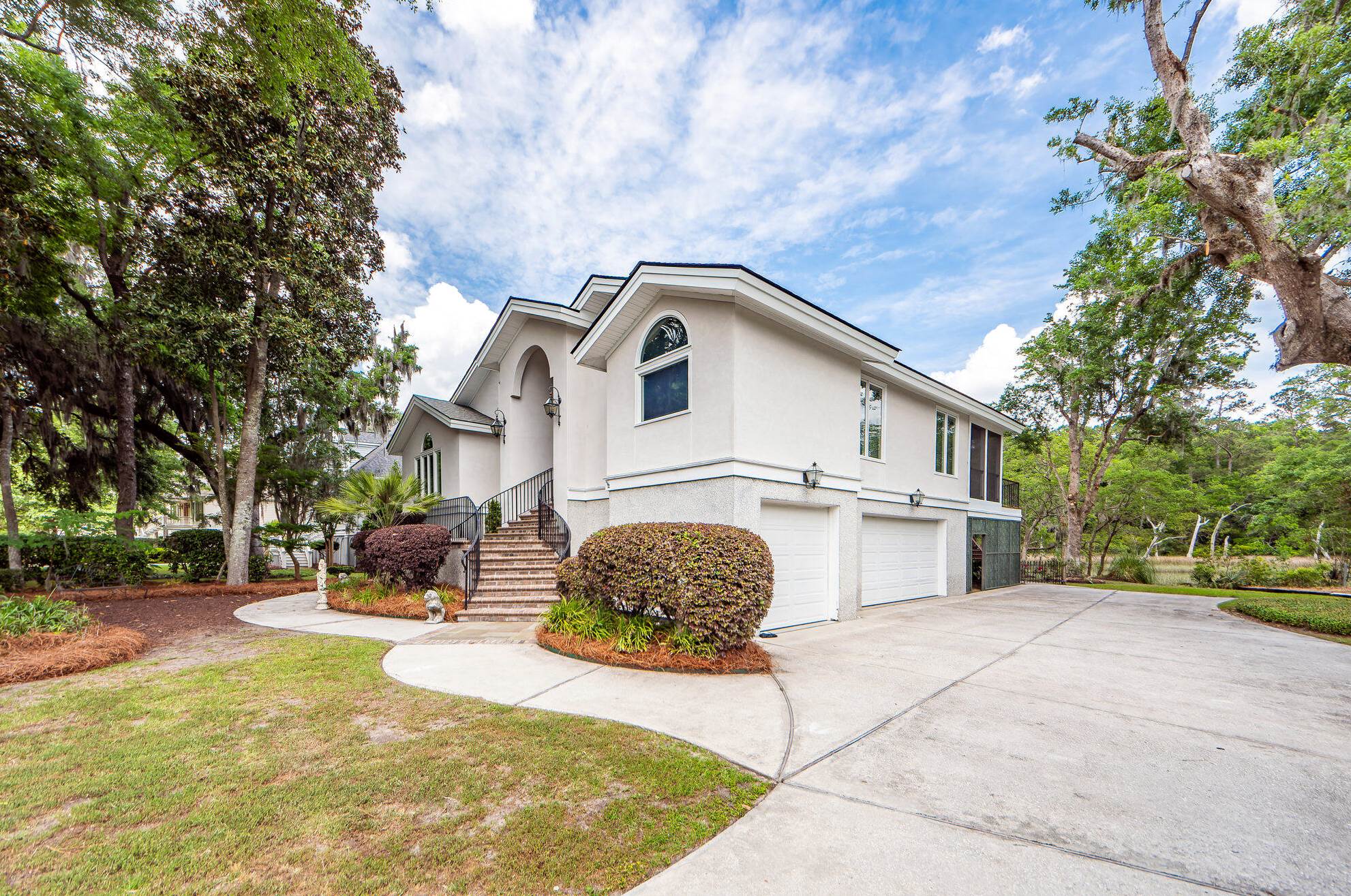 2128 Rookery Ln, Charleston SC 29414-5355 exterior