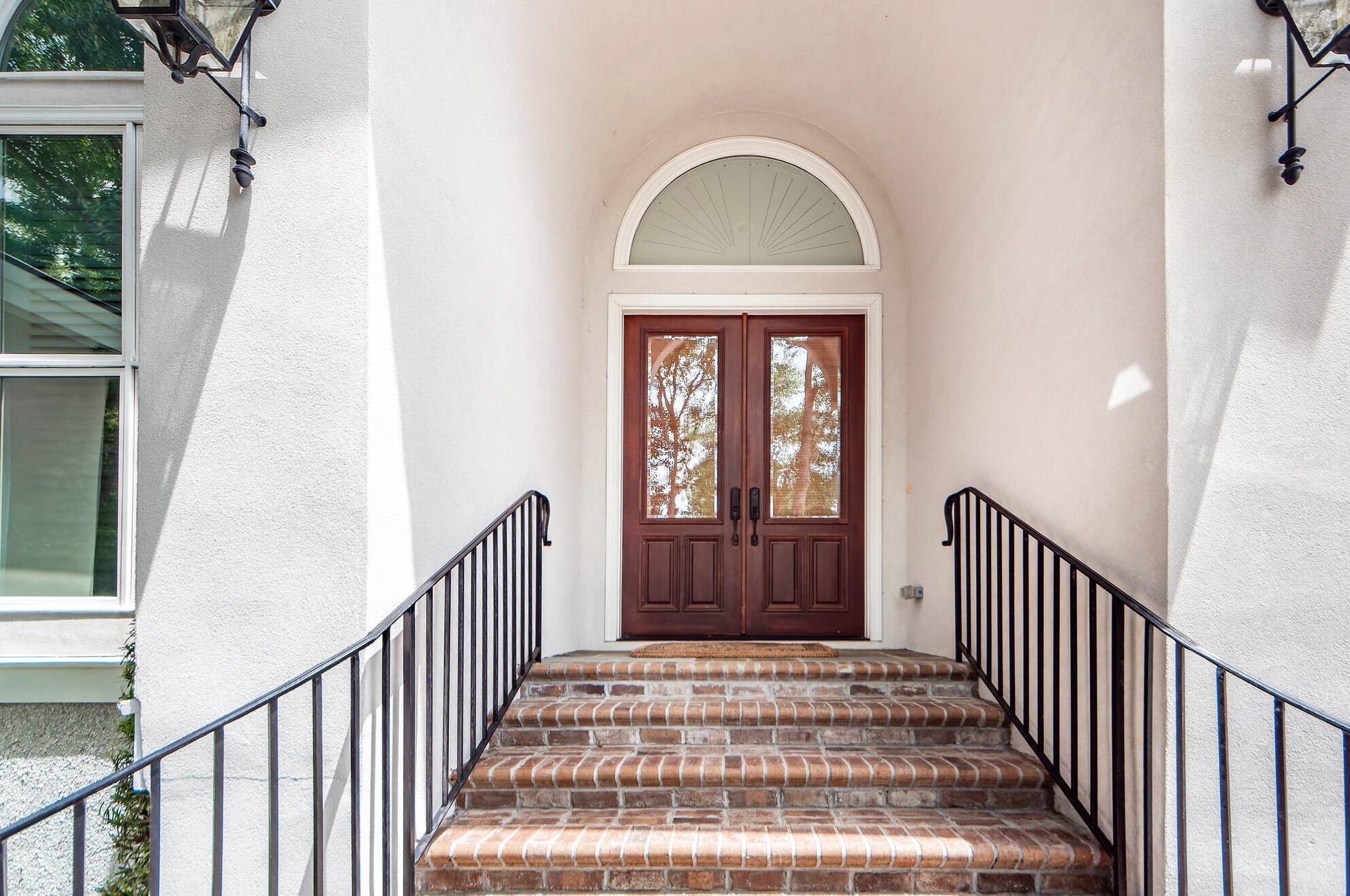 2128 Rookery Ln, Charleston SC 29414-5355 exterior