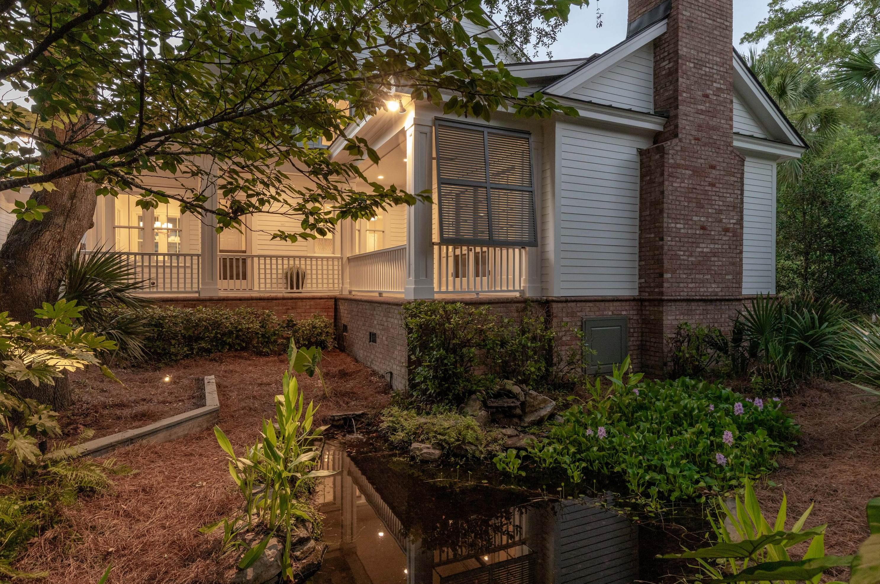 343 Ralston Creek St, Charleston SC  29492-7994 exterior