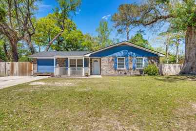 7674 Desmond Avenue, North Charleston, SC 29418 - Photo 1