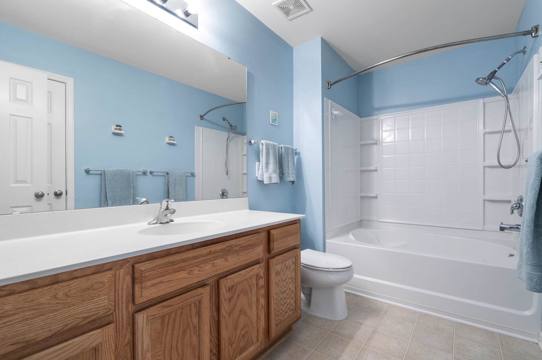 201 Jackson St, Charleston SC 29445-4701 exterior