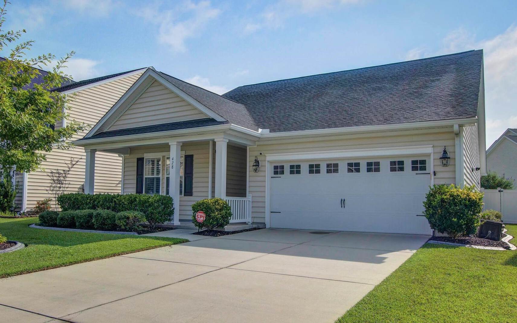428 Fetterbush Dr, Moncks Corner, SC 29461