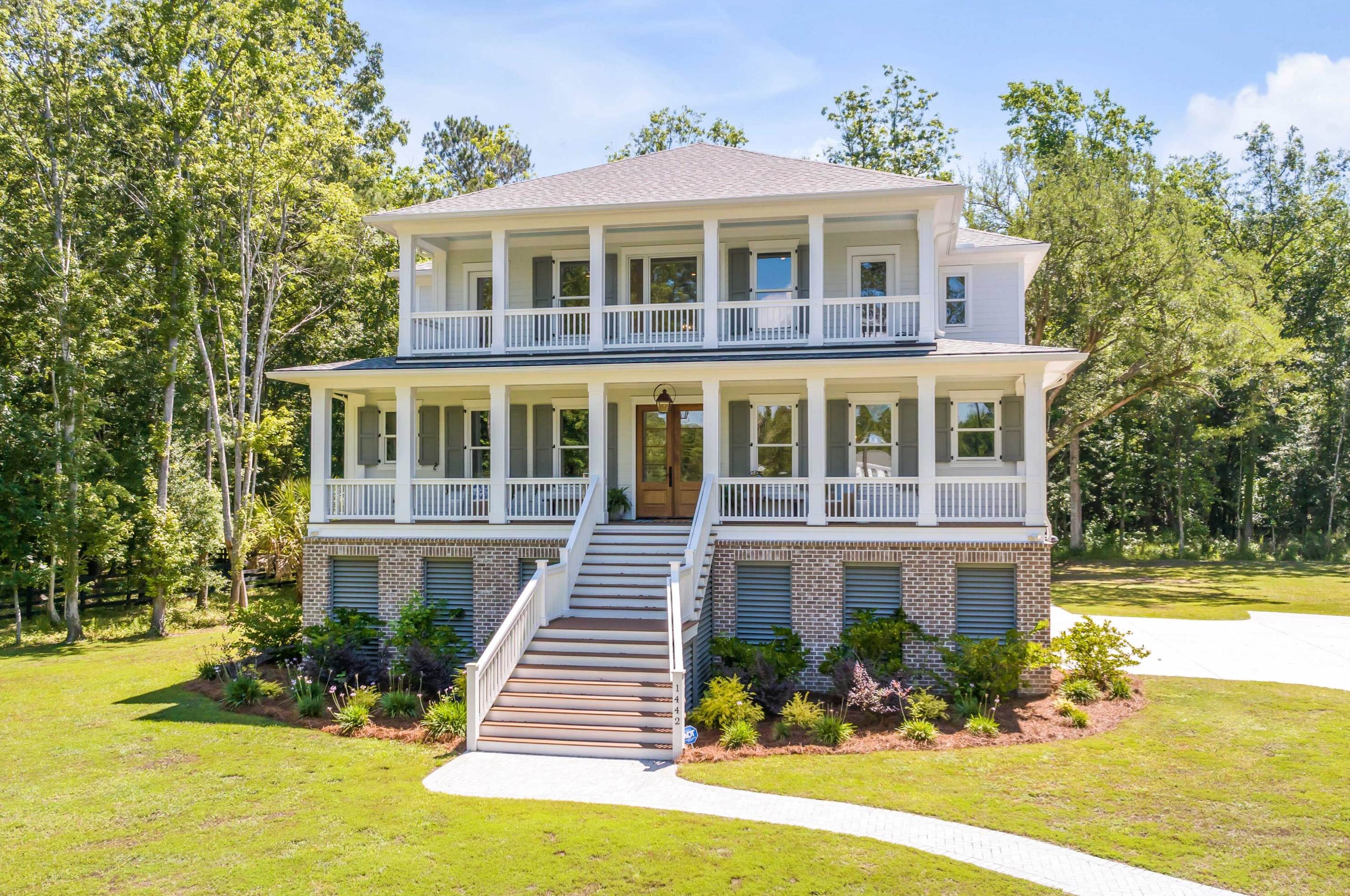 1442 Old Rosebud Trail, Awendaw, SC 29429