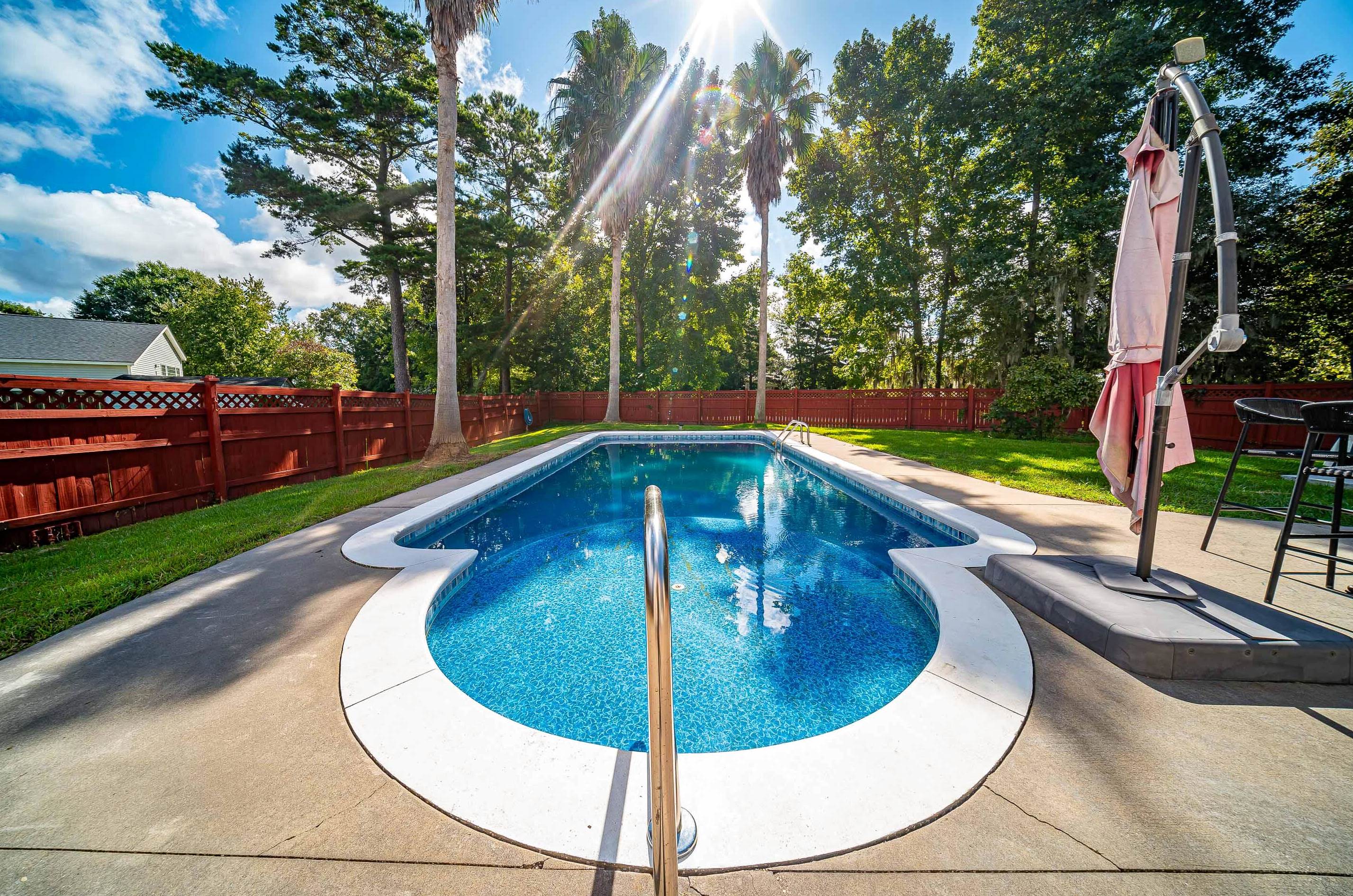 421 Blue Jasmine Ln, Charleston SC 29414-9060 exterior