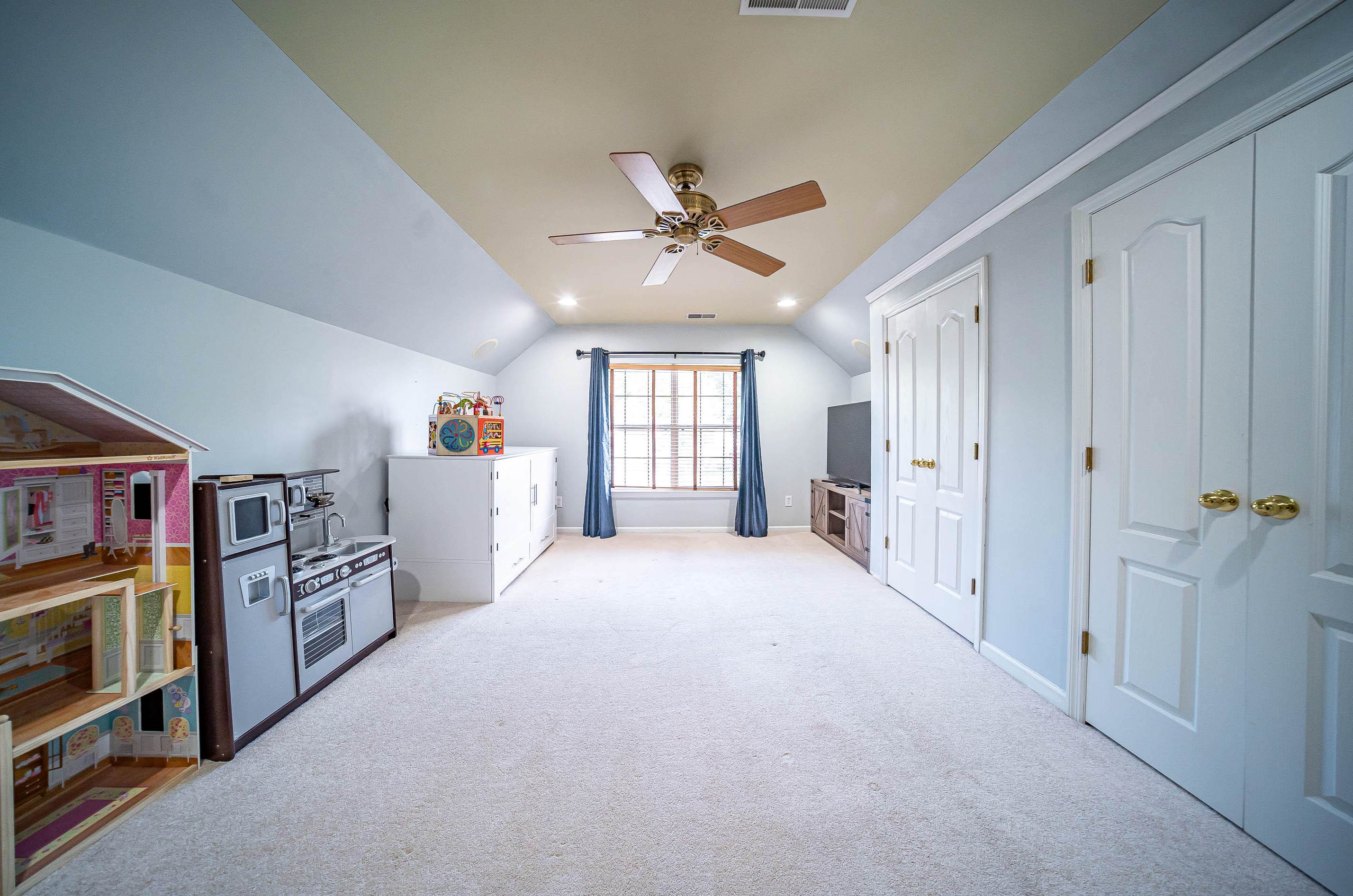 421 Blue Jasmine Ln, Charleston SC 29414-9060 exterior